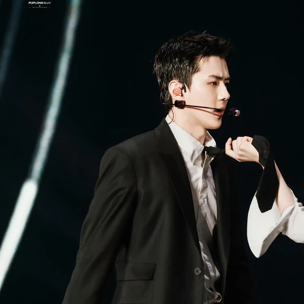 세훈 (EXO) 팬심 가득한 인기 사진