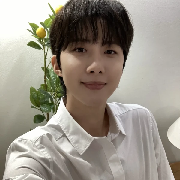 Today's Most Loved Hui (PENTAGON)