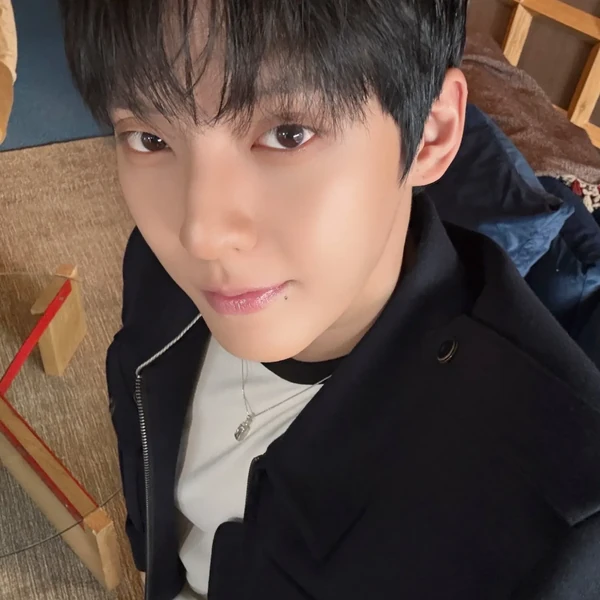 今天最受喜爱的李旼赫 (BTOB)