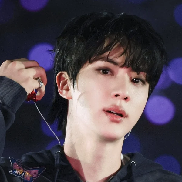 진 (방탄소년단) 팬심 가득한 인기 사진