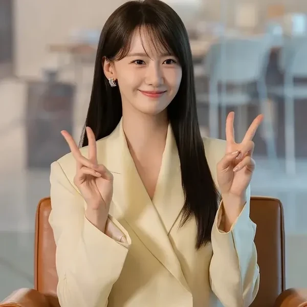 Shining profile picture of ユナ (少女時代) on today's Choeaedol