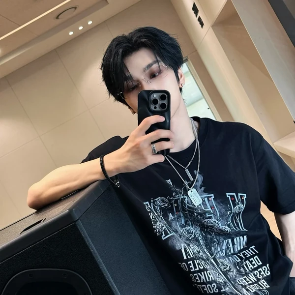 Popular profile image of He Xinlong (ALPHA DRIVE ONE) selected by votes