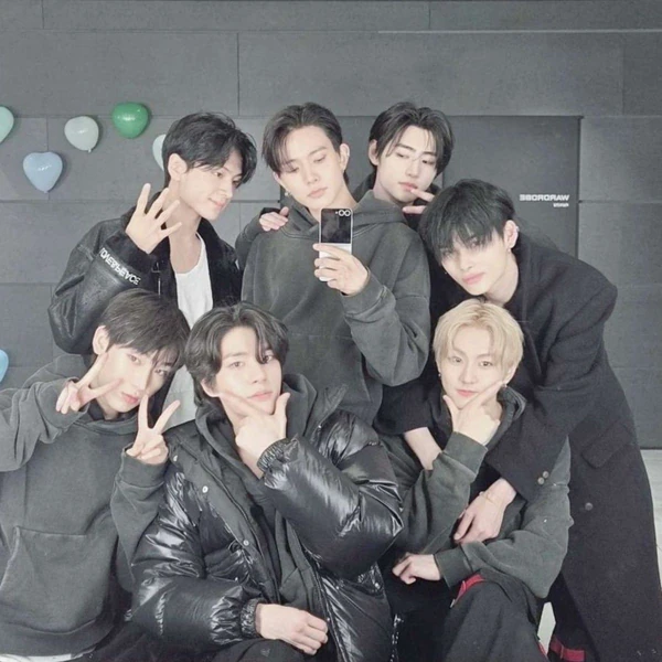 充滿粉絲愛意的ENHYPEN人氣照片