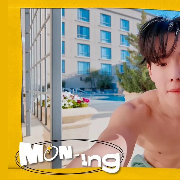 Signature photo of Shownu (MONSTA X) capturing their charm