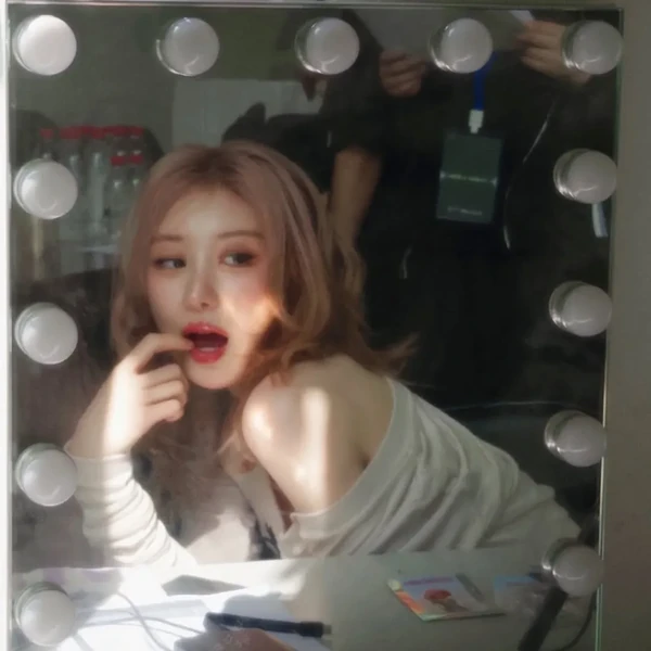 Shining profile picture of 李彩燕 on today's Choeaedol