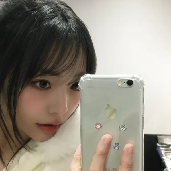 Today's Most Loved Siyeon (QWER)