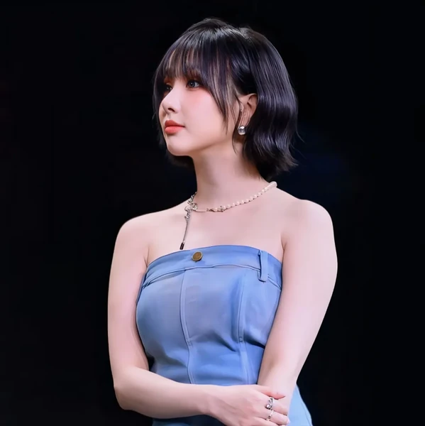 充满粉丝爱意的VIVIZ人气照片