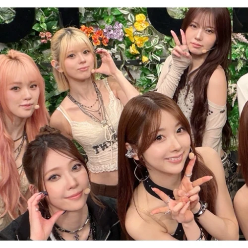 Momen Terbaik NiziU Pilihan Penggemar