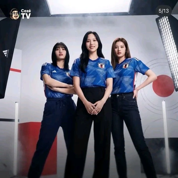 Penampilan Mina (TWICE) yang Paling Dicintai Hari Ini