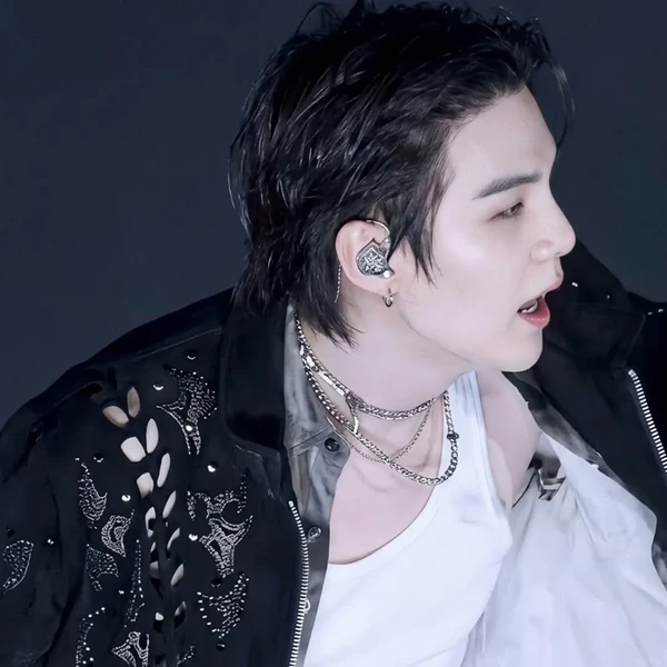 Top Photo Full of SUGA (BTS) Love