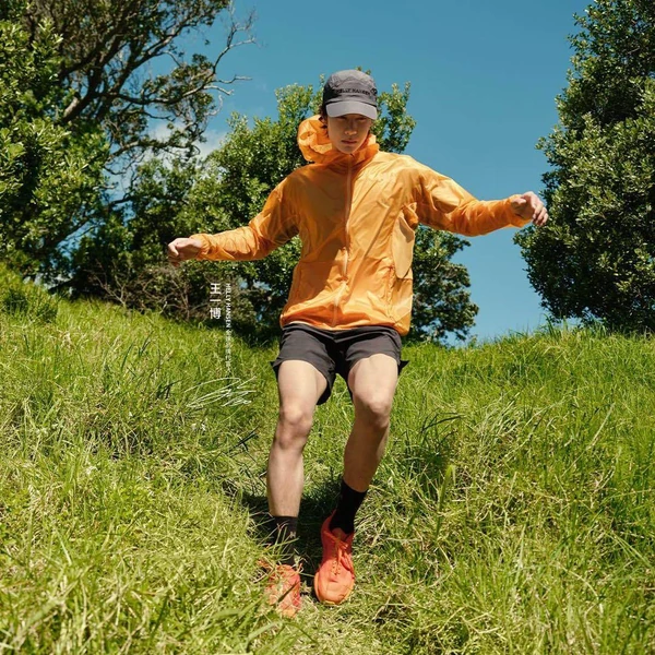 Top Photo Full of Wang Yibo Love