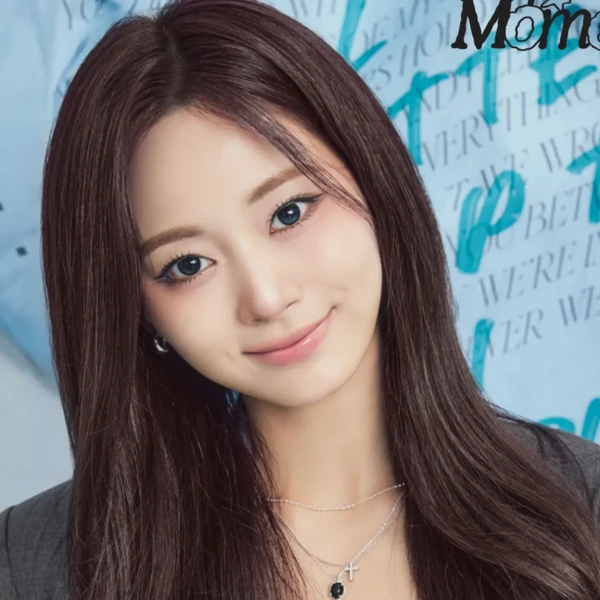 오늘 가장 사랑받은 쯔위 (TWICE)의 모습