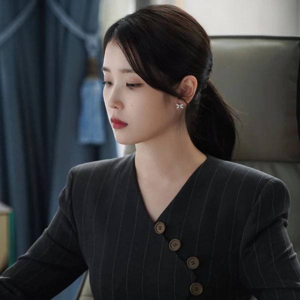 팬들이 뽑은 아이유 최고의 순간