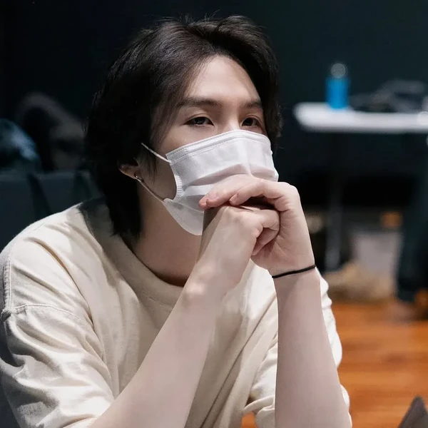 粉絲票選的SUGA (防彈少年團)最佳瞬間