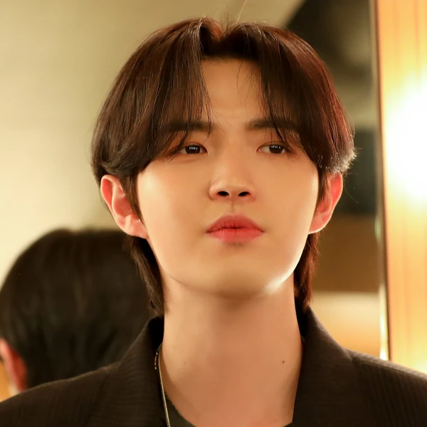 Today's Most Loved Kim Jaehwan