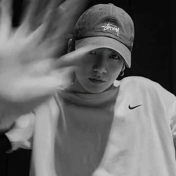 Foto Populer Penuh Cinta untuk Jungkook (BTS)