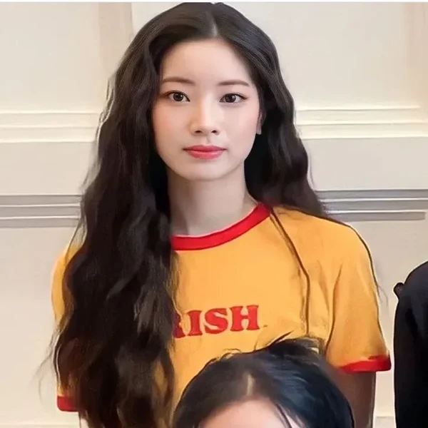 今日最も愛されたダヒョン (TWICE)の姿