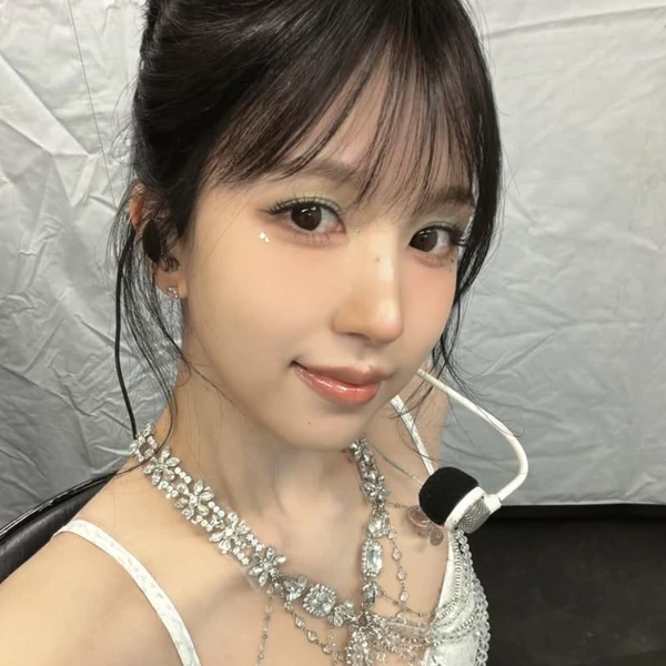 오늘 가장 사랑받은 미나 (TWICE)의 모습