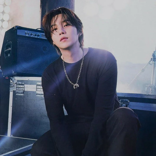 슈가 (방탄소년단) 팬심 가득한 인기 사진