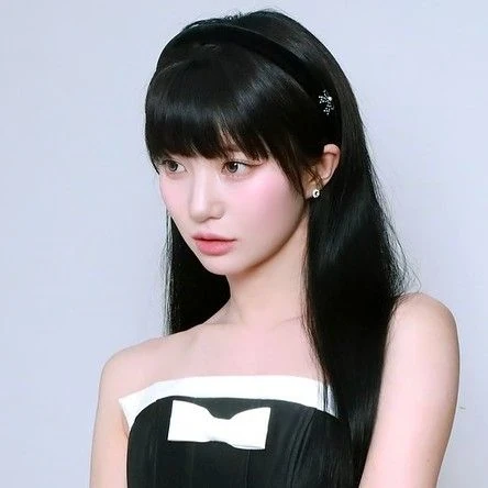 Top Photo Full of OH MY GIRL Love