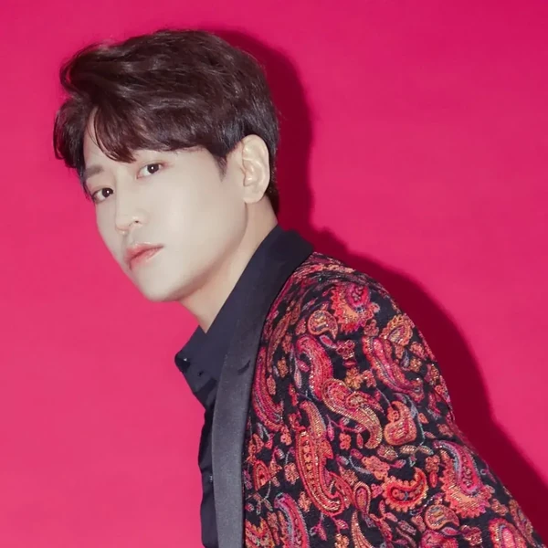 Fans' Pick: Best Moment of Eric (SHINHWA)