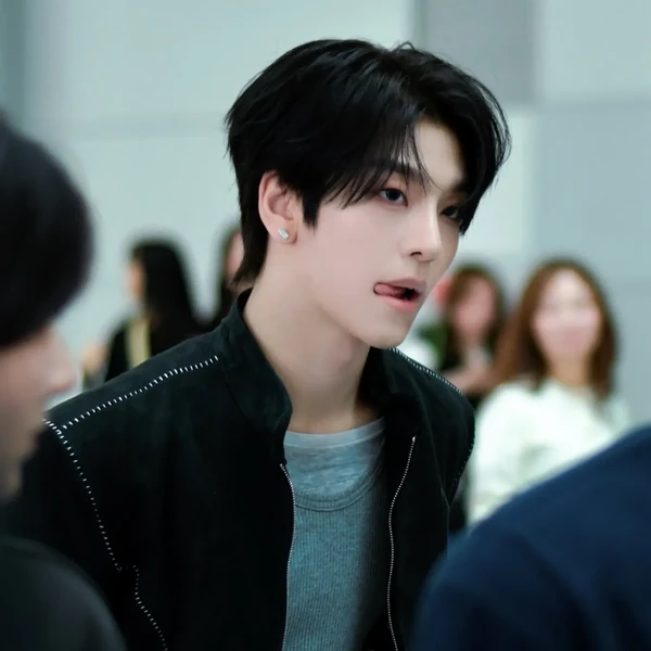 今天在最爱偶像中闪耀的贺鑫隆 (ALPHA DRIVE ONE)代表照片