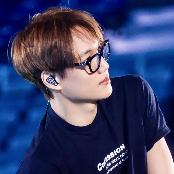 Penampilan Kai (EXO) yang Paling Dicintai Hari Ini