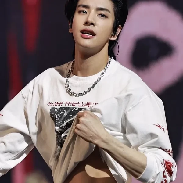 Popular profile image of Jake (ENHYPEN) selected by votes