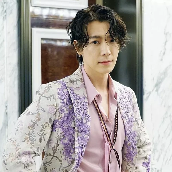 Today's Most Loved Donghae (Super Junior)