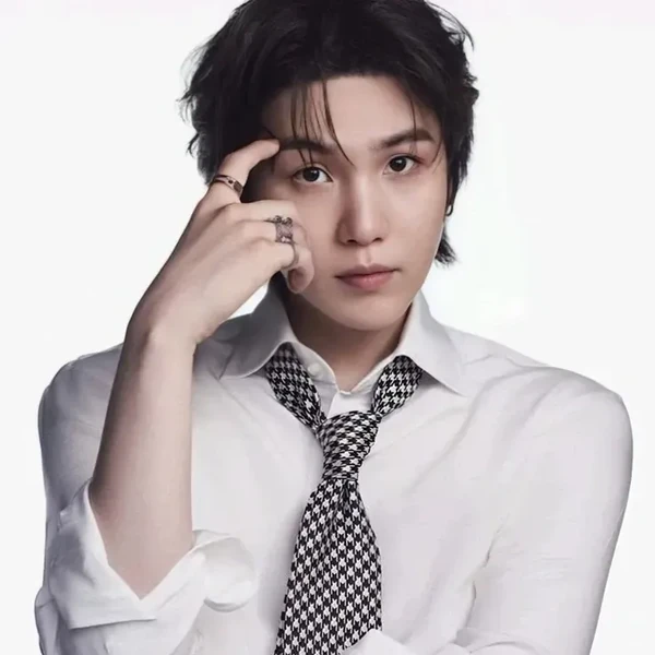 Momen Terbaik SUGA (BTS) Pilihan Penggemar