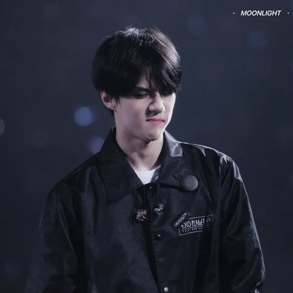 세훈 (EXO) 팬심 가득한 인기 사진