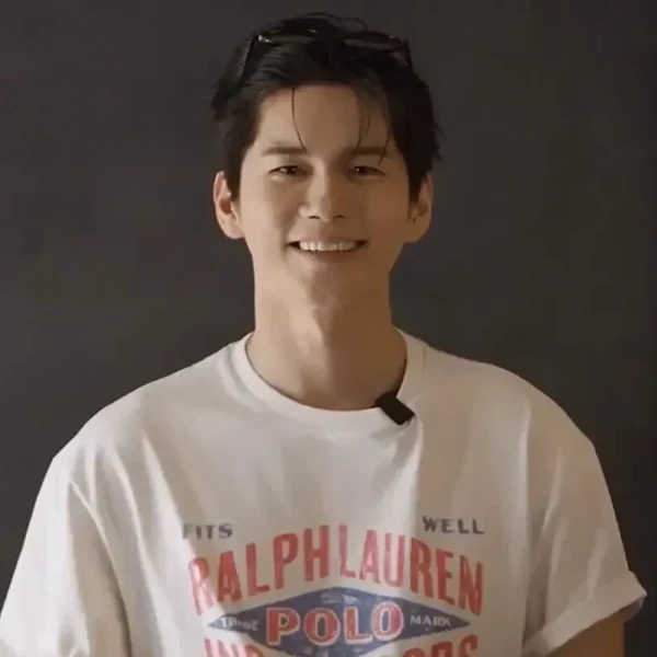 充滿粉絲愛意的邕聖祐人氣照片