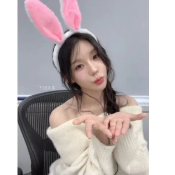 오늘 가장 사랑받은 SECRET NUMBER의 모습