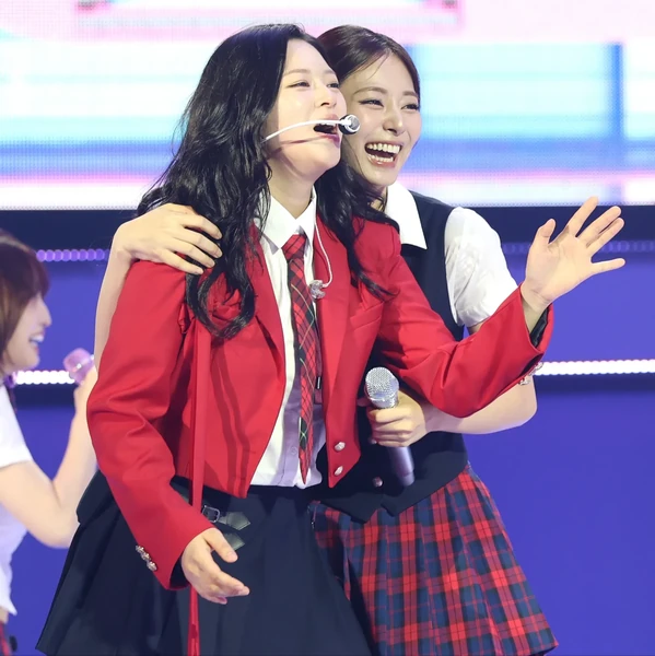 팬들이 뽑은 TWICE 최고의 순간