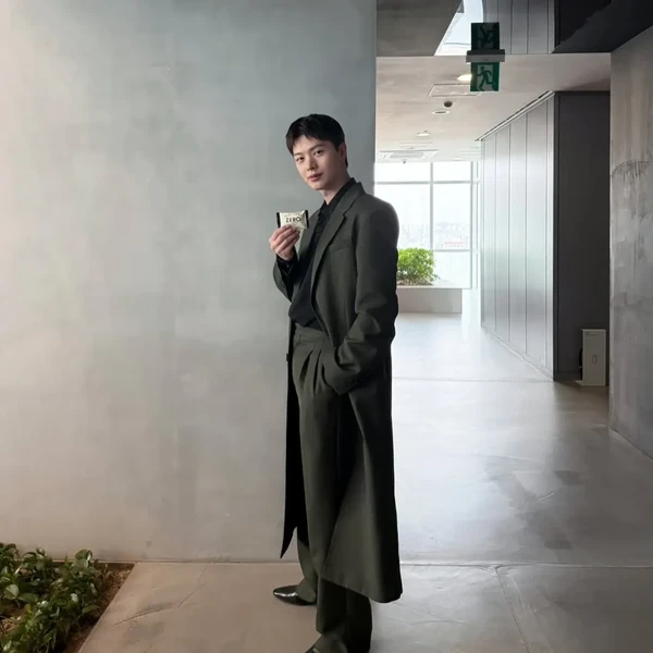 Today's Most Loved Yook Sungjae (BTOB)