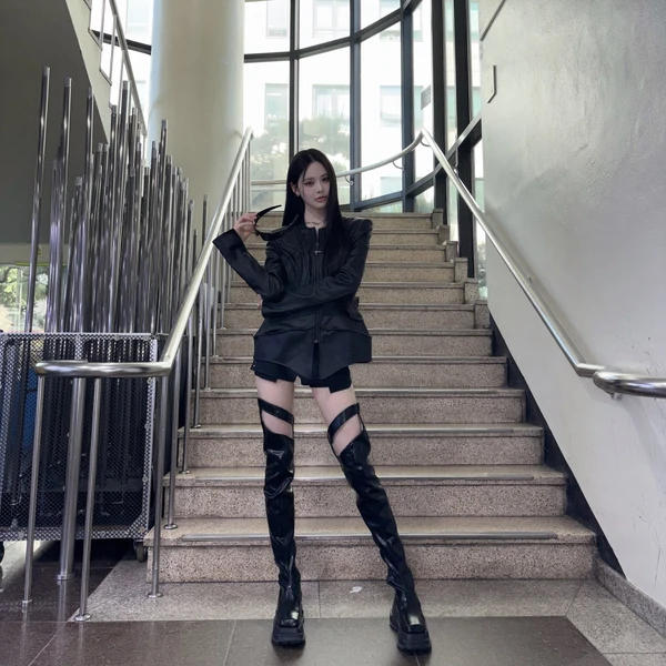 Today's Most Loved izna