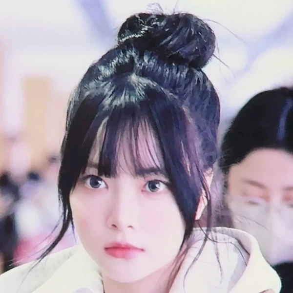 粉丝票选的洪恩彩 (LE SSERAFIM)最佳瞬间