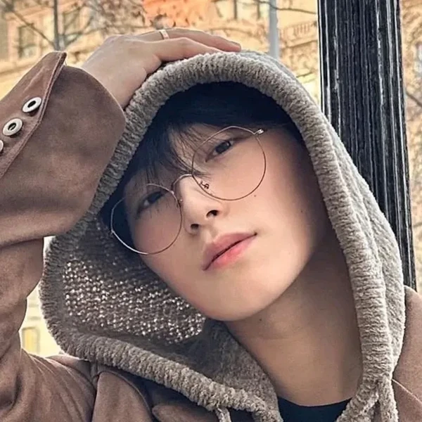 Signature photo of 산 (에이티즈) capturing their charm