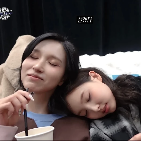 팬들이 뽑은 TWICE 최고의 순간