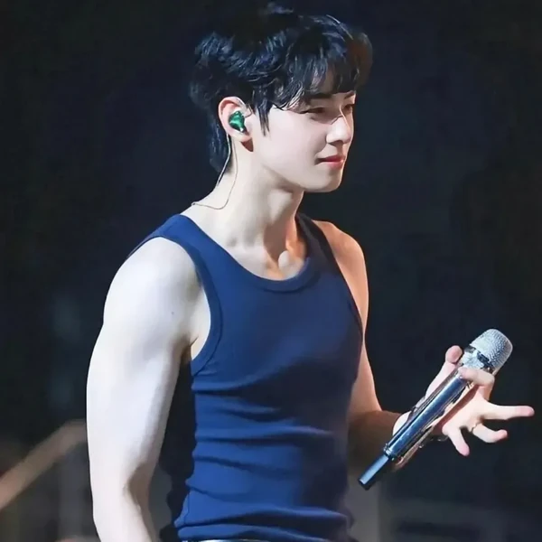 Top Photo Full of Eunwoo (ASTRO) Love