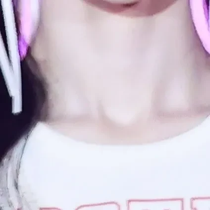 Today's Most Loved Juun (Hearts2Hearts)