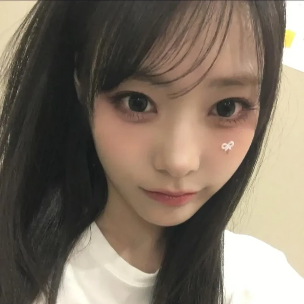 Top Photo Full of Siyeon (QWER) Love