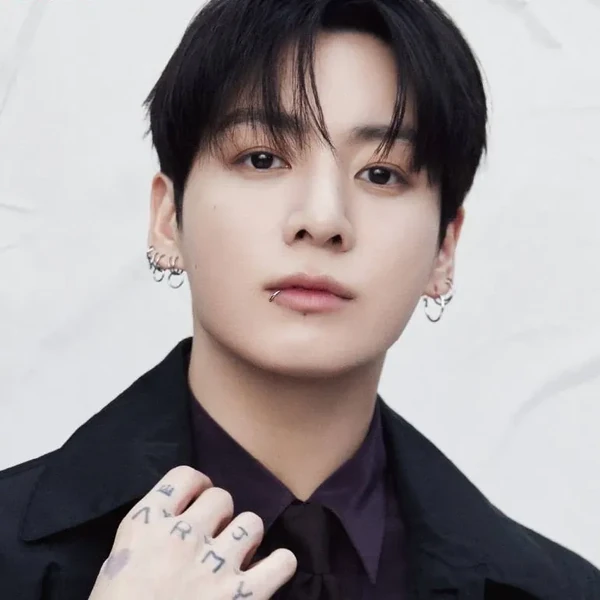 Foto Populer Penuh Cinta untuk Jungkook (BTS)