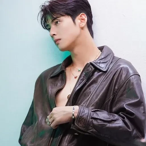 Top Photo Full of Eunwoo (ASTRO) Love