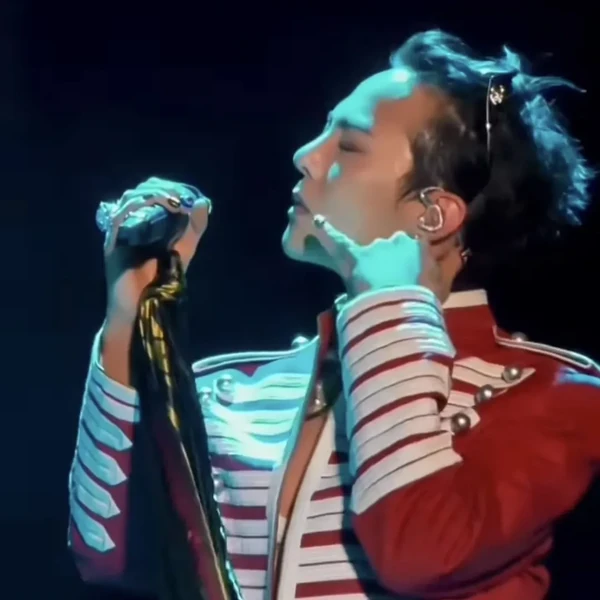 팬들이 뽑은 G-DRAGON (빅뱅) 최고의 순간