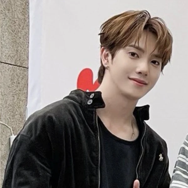 카즈타 (n.SSign) 팬심 가득한 인기 사진