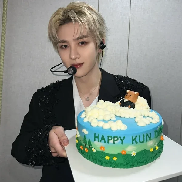 Today's Most Loved KUN (WayV)