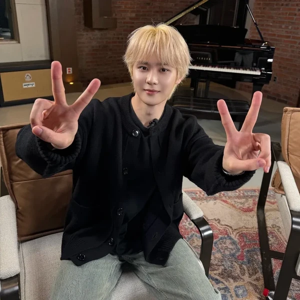 Top Photo Full of KUN (WayV) Love