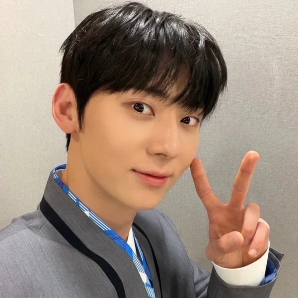 Fans' Pick: Best Moment of Hwang Minhyun