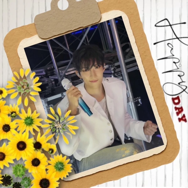 도겸 (세븐틴) 팬심 가득한 인기 사진